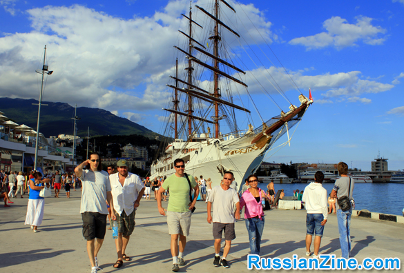 Why Travel to Yalta, Ukraine?